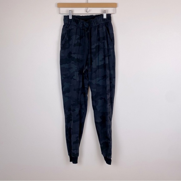 Lululemon Stretch High-Rise Jogger Full Length - Picture 1 of 6